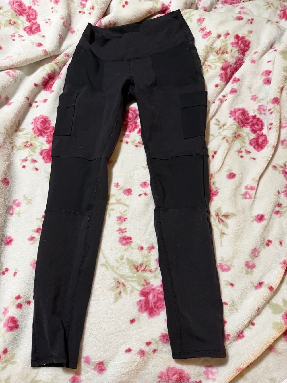 ALO Yoga Black Logo High-Rise Leggings see photos for condition